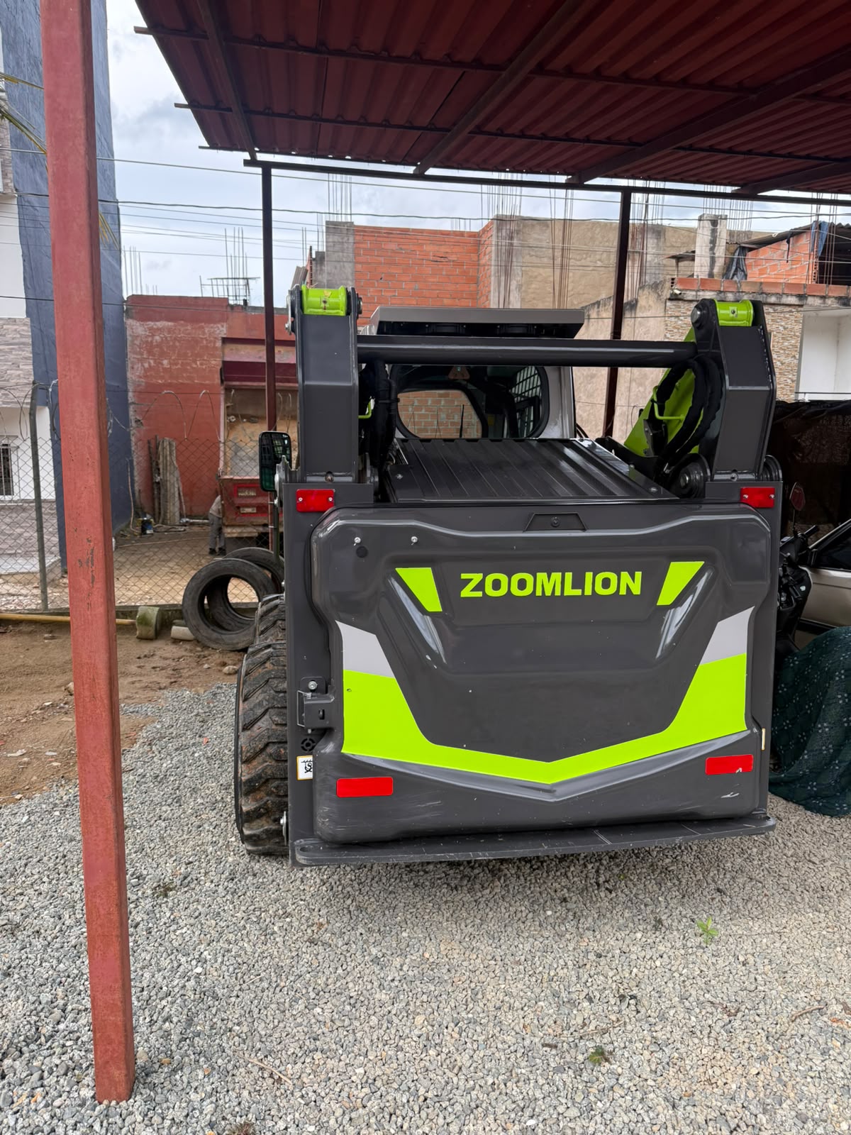 Minicargador Zoomlion ZS090V - Image 8