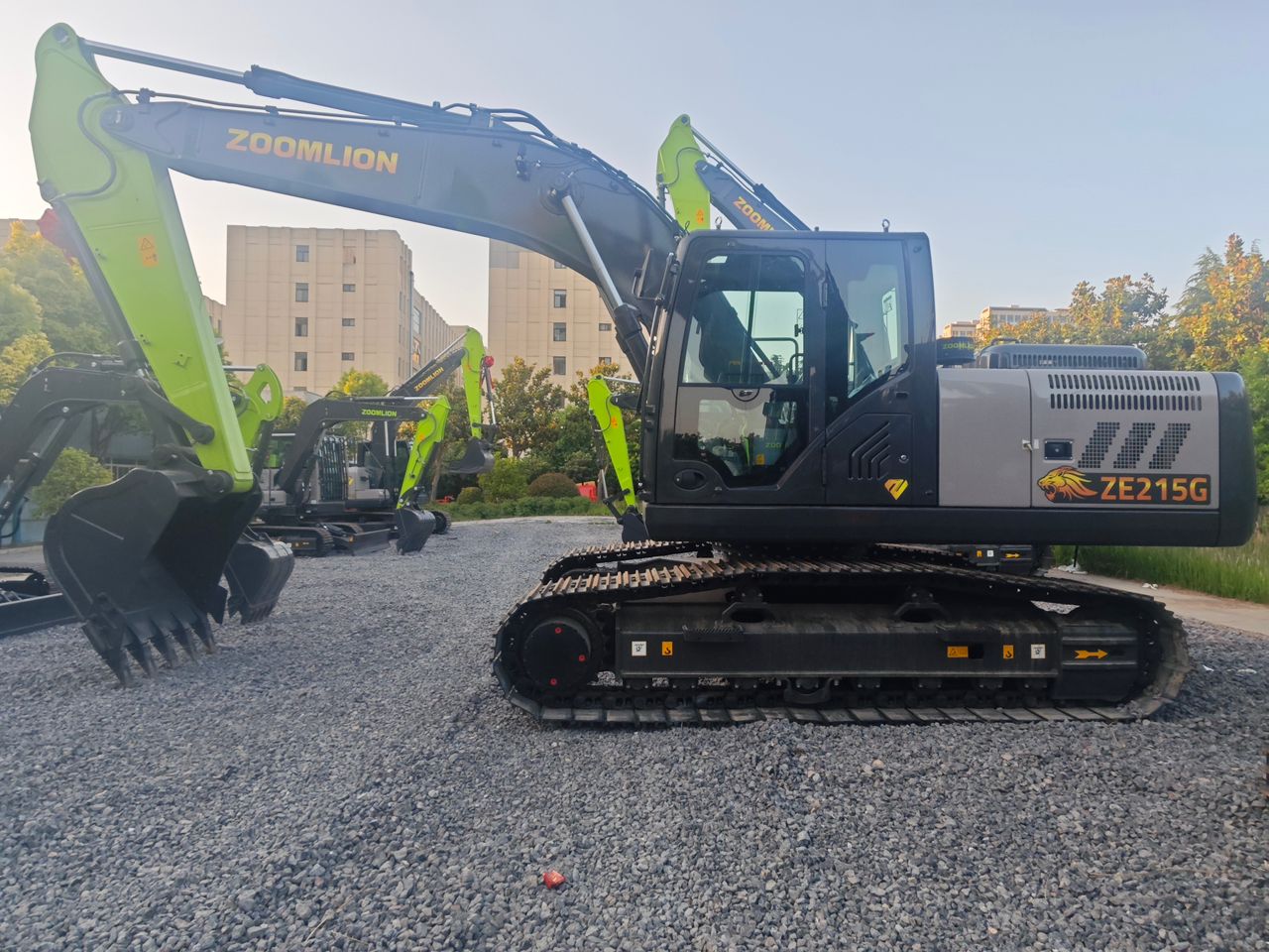 Excavadora Zoomlion ZE215LC - Image 19