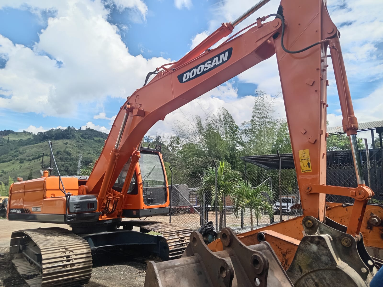 Excavadora Doosan DX225 LCA - Image 6