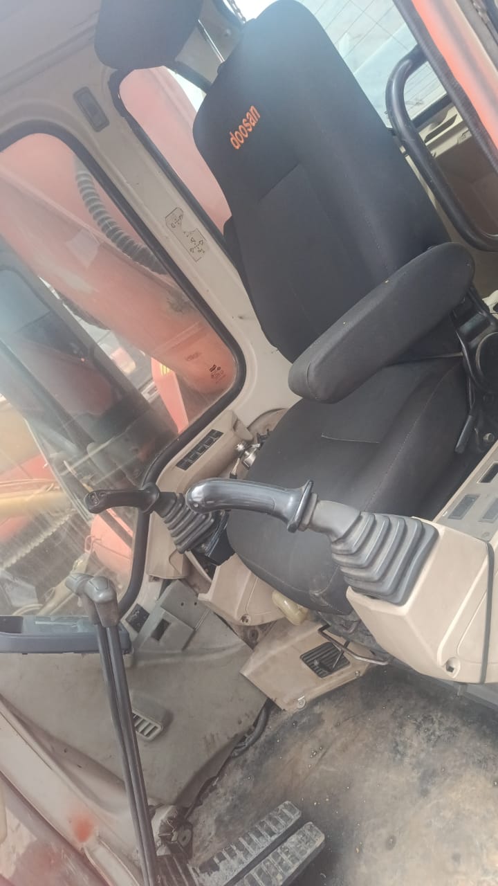 Excavadora Doosan Salor 340 LC - Image 17